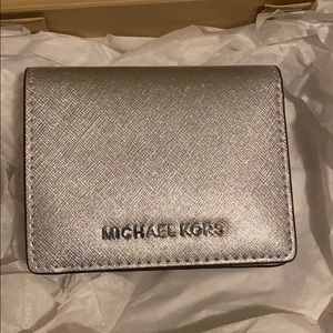 -Brand new Michael Kors Wallet